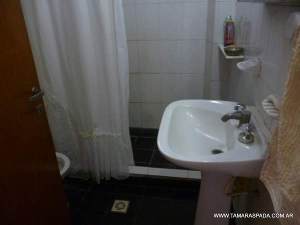 CASA CON PARQUE — foto 7