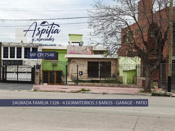 VENTA Casa 4 dormitorios con cochera y quincho en Bajo Palermo - 1