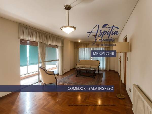 VENTA Semipiso 3 Dormitorios - Servicio - Cochcera en General Paz, Córdoba