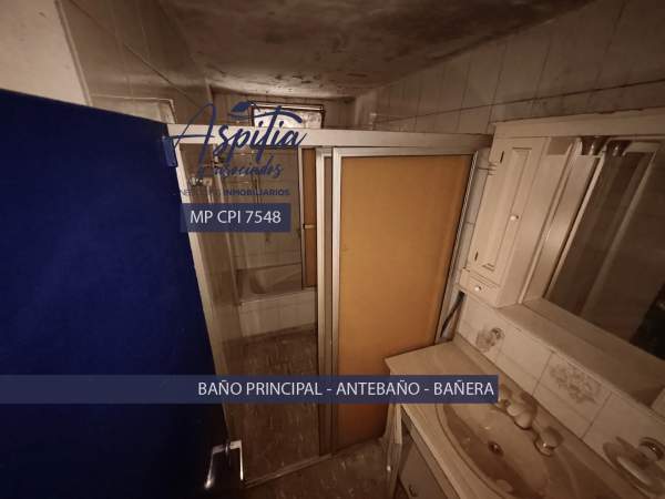 VENTA Casa 4 dormitorios con cochera y quincho en Bajo Palermo — foto 8