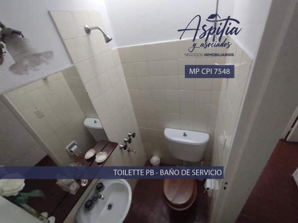 VENTA Casa 5 dormitorios con quincho y cochera en Poeta Lugones — foto 7
