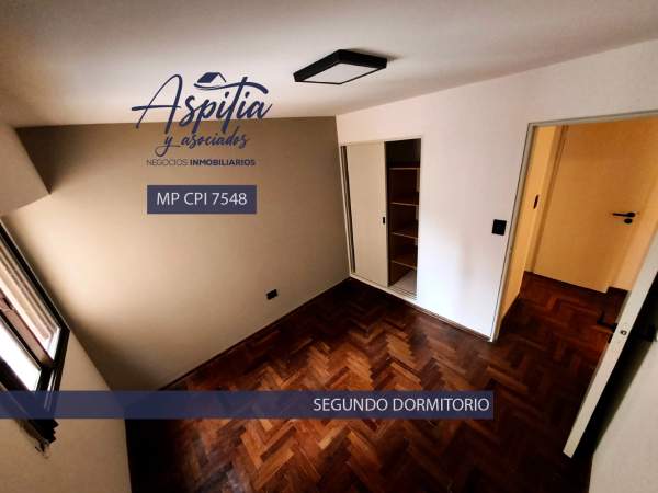 VENTA Departamento 2 dormitorios renovado con balcón en Nueva Córdoba - 6