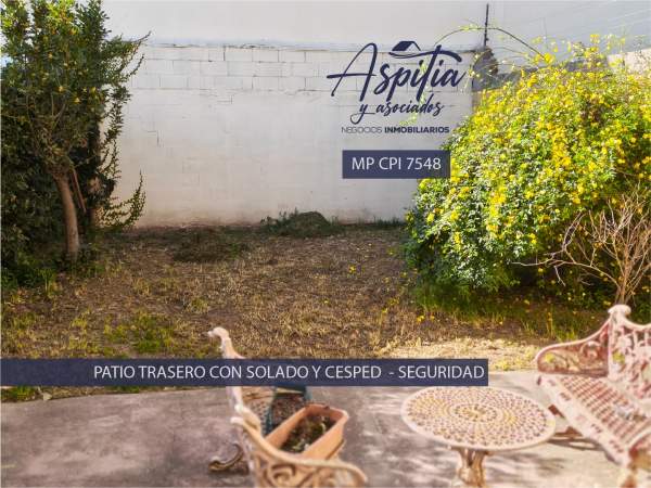 VENTA Casa apta crédito de 3 dormitorios con cochera y patio en Nuevo Poeta Lugones — foto 14