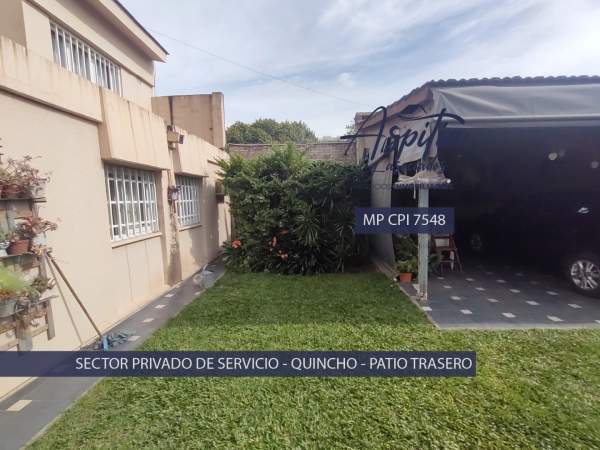 VENTA Casa 5 dormitorios con quincho y cochera en Poeta Lugones — foto 12