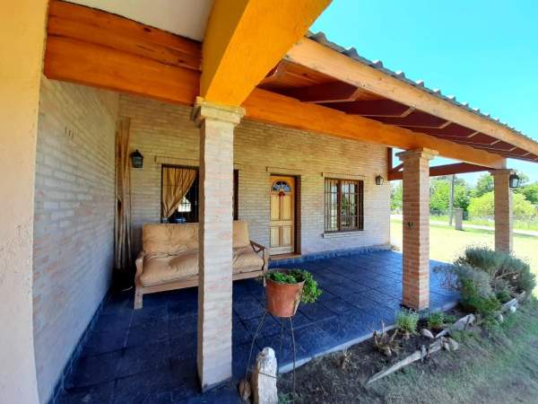 CHALET EN LOS REARTES (A 8KM DE VILLA GRAL.BELGRANO) — foto 4