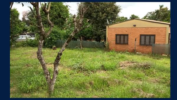 TERRENO amplio P/ Construir ! (500 m2) y Casa 70 m2, a 1 cuadra Av. Victoria Aguirre — foto 5