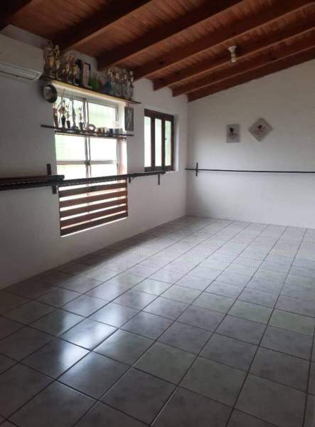 ¡Casa Amplia y Bien Ubicada en OberÃ¡! - 14