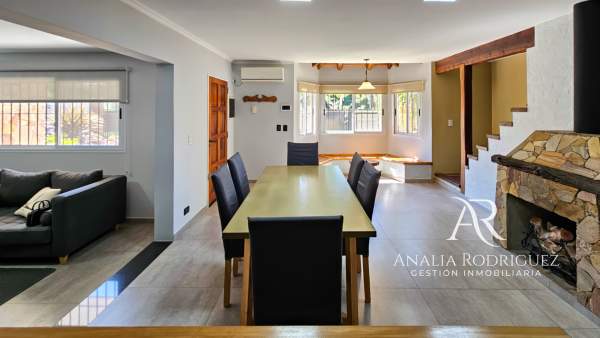 VENTA - CASA DE 4 AMBIENTES SOBRE LOTE DE 573 m² - PILETA, DEPENDENCIA, GRAN PARQUE Y COCHERAS – BELEN DE ESCOBAR — foto 11