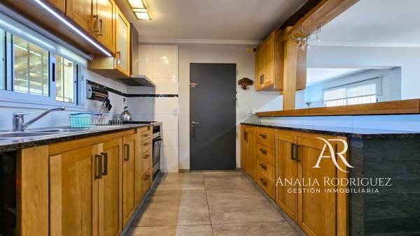 VENTA - CASA DE 4 AMBIENTES SOBRE LOTE DE 573 m² - PILETA, DEPENDENCIA, GRAN PARQUE Y COCHERAS – BELEN DE ESCOBAR — foto 14