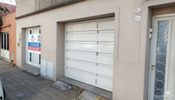 Caseros, PH 3 amb con garaje y local al frente, oportunidad!! — foto 2