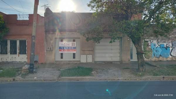 Caseros, PH 3 amb con garaje y local al frente, oportunidad!! — foto 4