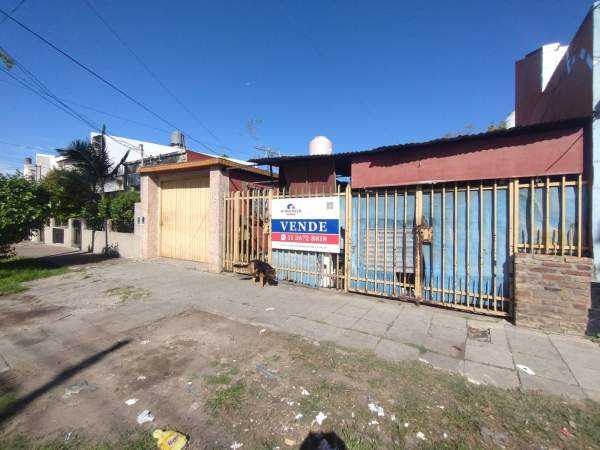 Lote de 310 mt2 en Villa Bosch, con casa 3 ambientes con garaje!! - 2