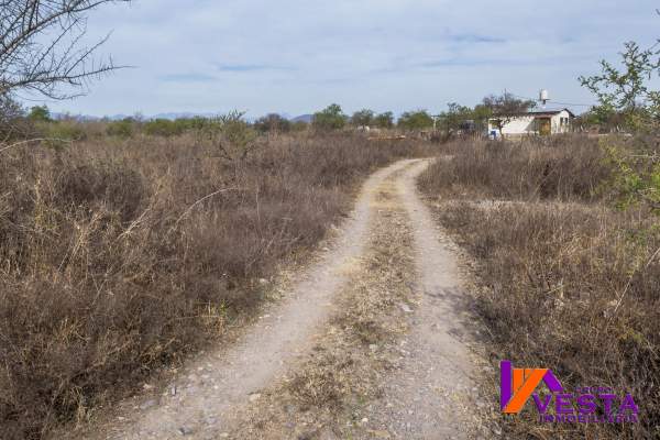 SAN LUIS TERRENO CON CASA-VENTA ZONA CIRCUNVALACION SUROESTE- HOTEL DE LA LIGA-SALTA - 14