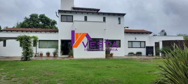 Oportunidad: Casa Familiar en Club de Campo Capiasú, SALTA ZONA SUR