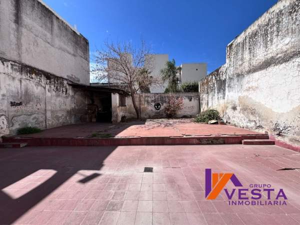 CASA EN VENTA-NECOCHEA AL 500- MACROCENTRO - 23