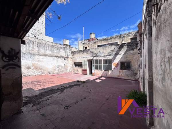 CASA EN VENTA-NECOCHEA AL 500- MACROCENTRO - 25