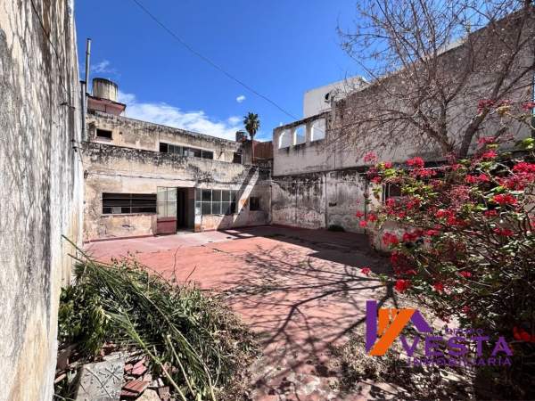 CASA EN VENTA-NECOCHEA AL 500- MACROCENTRO - 27