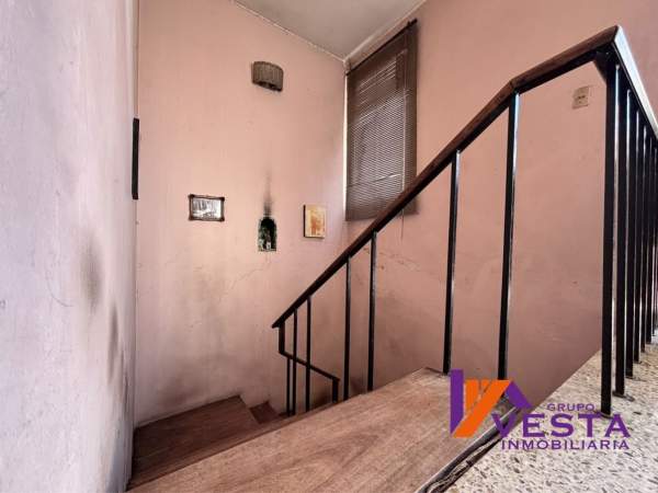 CASA EN VENTA-NECOCHEA AL 500- MACROCENTRO - 30