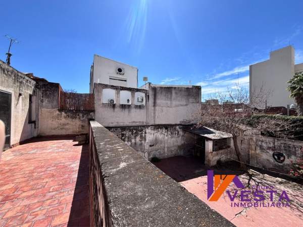 CASA EN VENTA-NECOCHEA AL 500- MACROCENTRO - 46