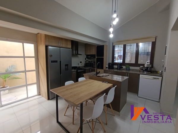 ESPAÑA 1450-CASA-VENTA-MACROCENTRO-CON DEPARTEMENTO INTERNO-SALTA - 5