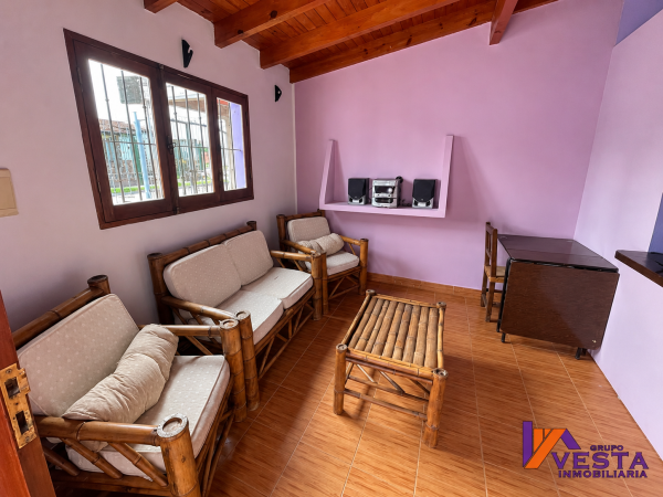 CASA EN ALQUILER - FINCA VALDIVIA - ZONA SURESTE- DOS HABITACIONES - 4