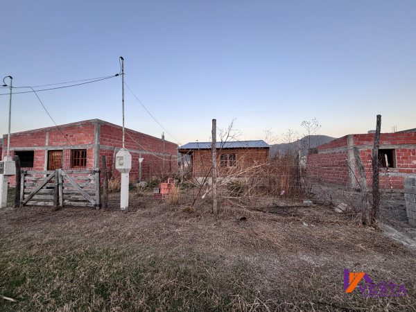 CABAÑA A TERMINAR- ALGARROBOS III-ZONA SURESTE-CERRILLOS POR RUTA 26 — foto 2