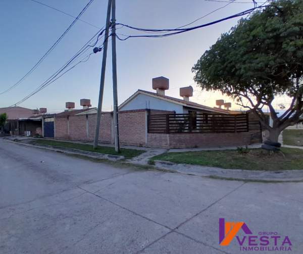 BARRIO LOS LAPACHOS-CASA-VENTA ZONA SUR-SALTA - 2