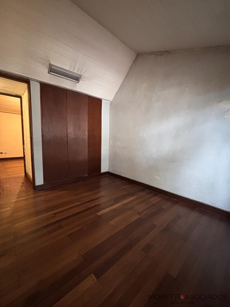 Excepcional Casa en Ramos Mejia lote de 10 x 58 piscina quincho — foto 14