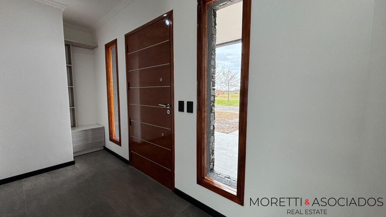 VENTA BARRIO SAN SEBASTIAN | CASA 4 AMBIENTES | A LA LAGUNA | PARRILLA - PILETA - MUELLE — foto 7