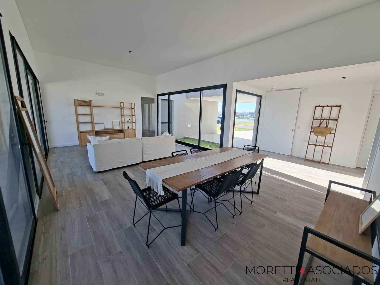Casa a estrenar al Rio con amarra propia excelentes terminaciones — foto 6