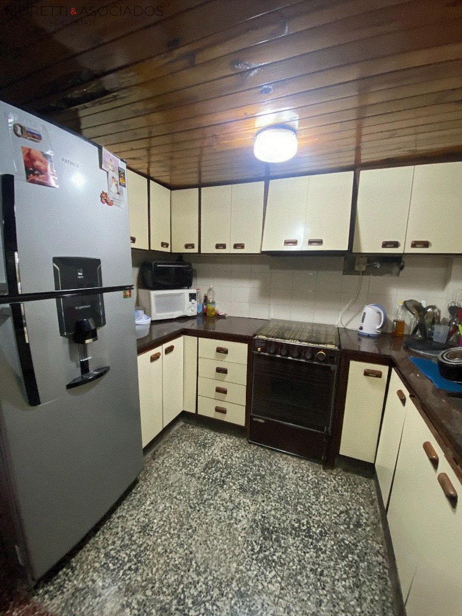 PH en venta de 2 ambientes en Ramos Mejía con Patio - 1
