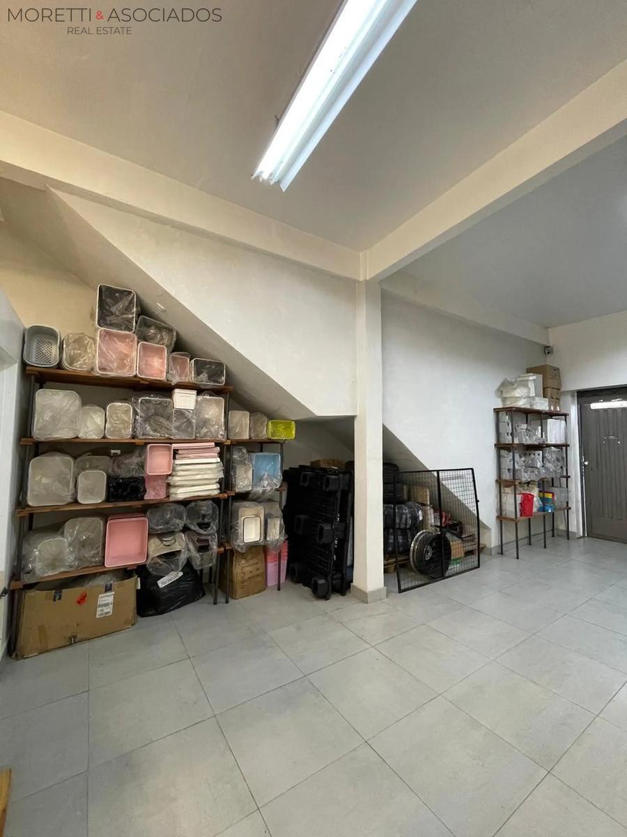 Local oficina en venta de 120mts en Haedo - 25