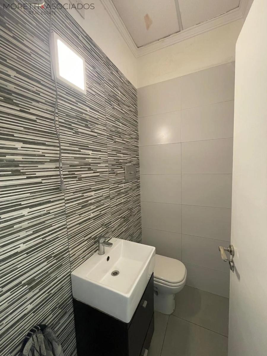 Local oficina en venta de 120mts en Haedo - 12