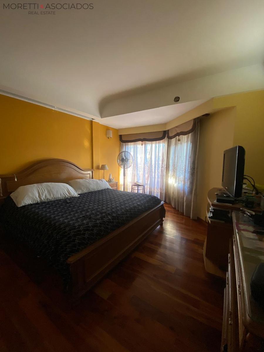 Casa a la venta en Lomas Del Mirador 7 ambientes- Ideal Familia Numerosa - 22