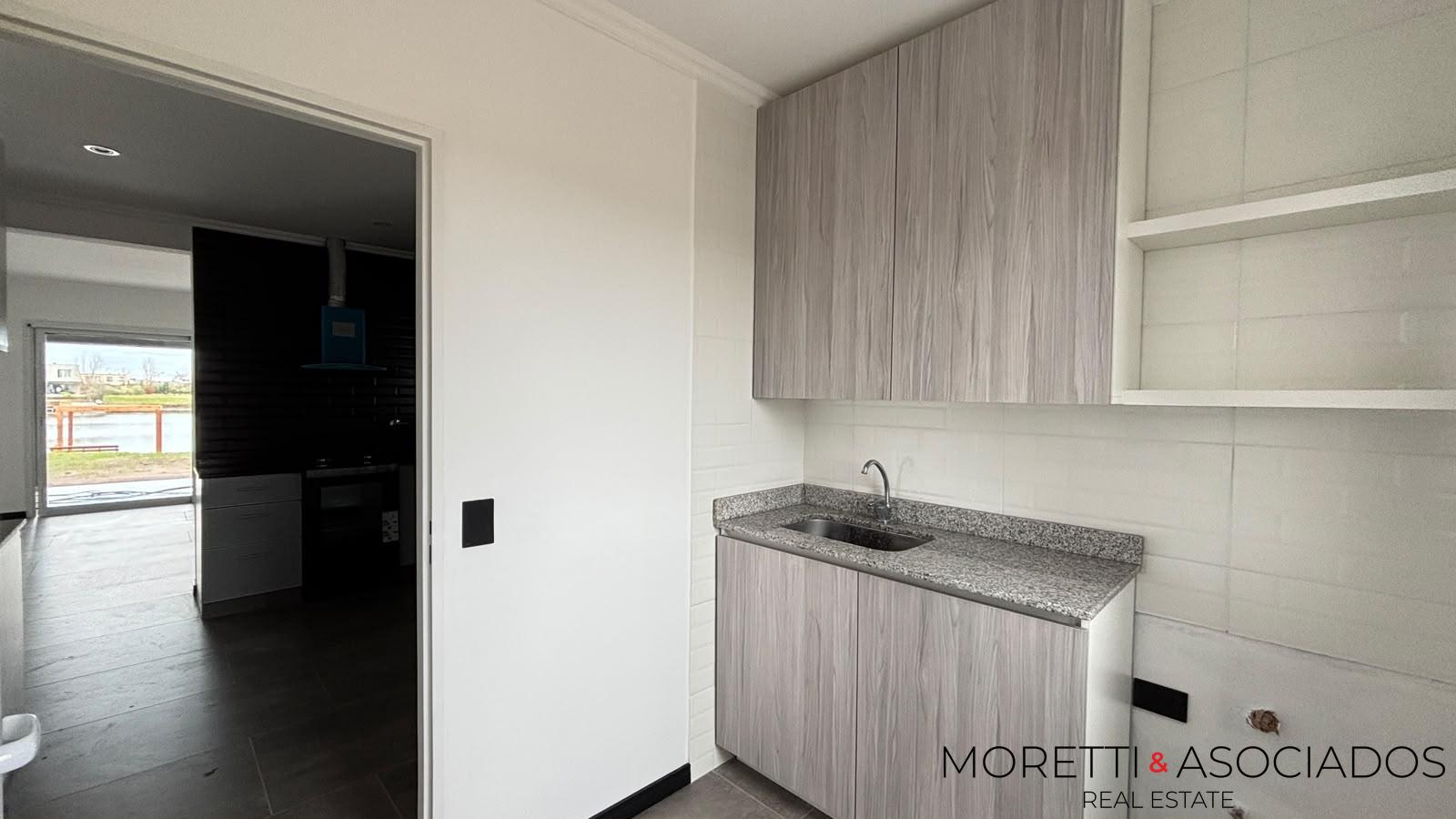VENTA BARRIO SAN SEBASTIAN | CASA 4 AMBIENTES | A LA LAGUNA | PARRILLA - PILETA - MUELLE — foto 13