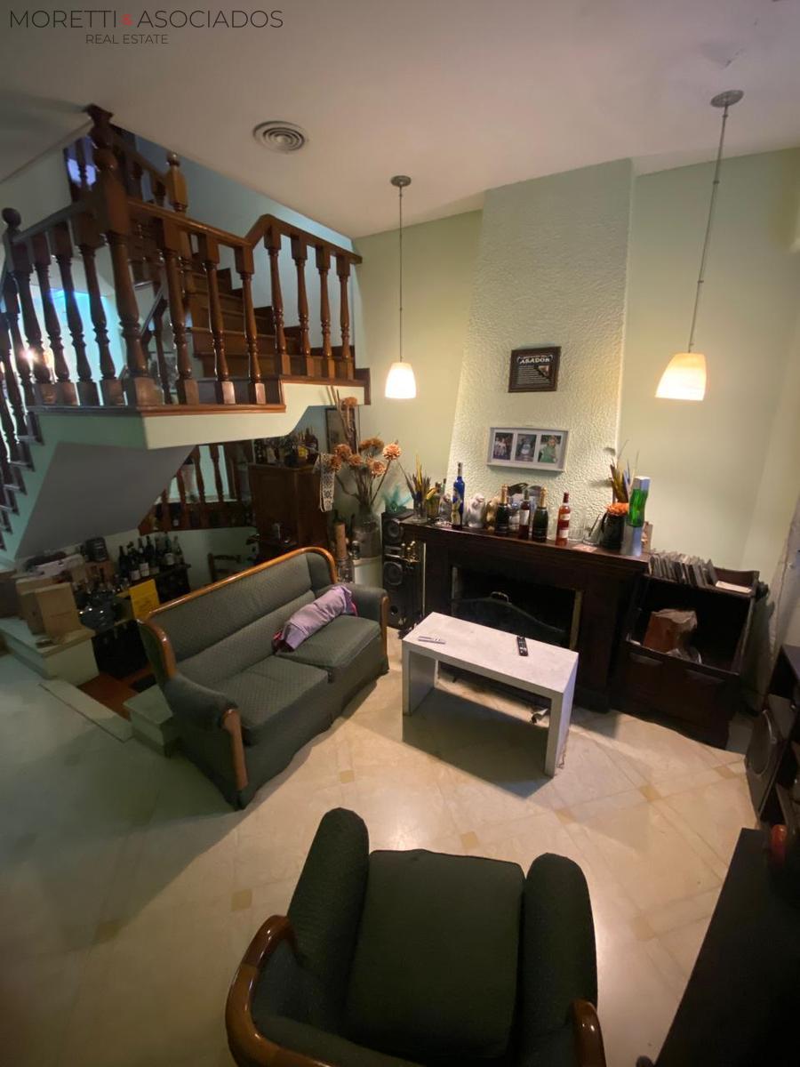 Casa a la venta en Lomas Del Mirador 7 ambientes- Ideal Familia Numerosa - 7