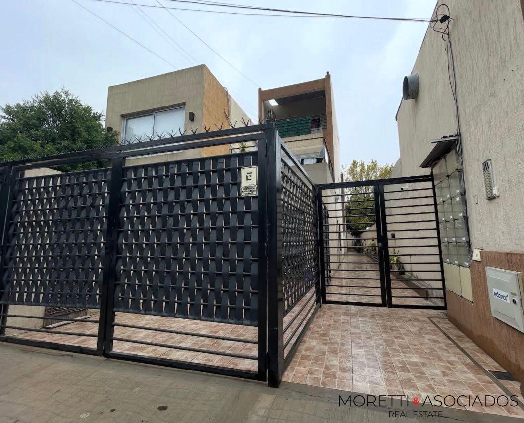 DEPARTAMENTO 3 AMBIENTES CASTELAR