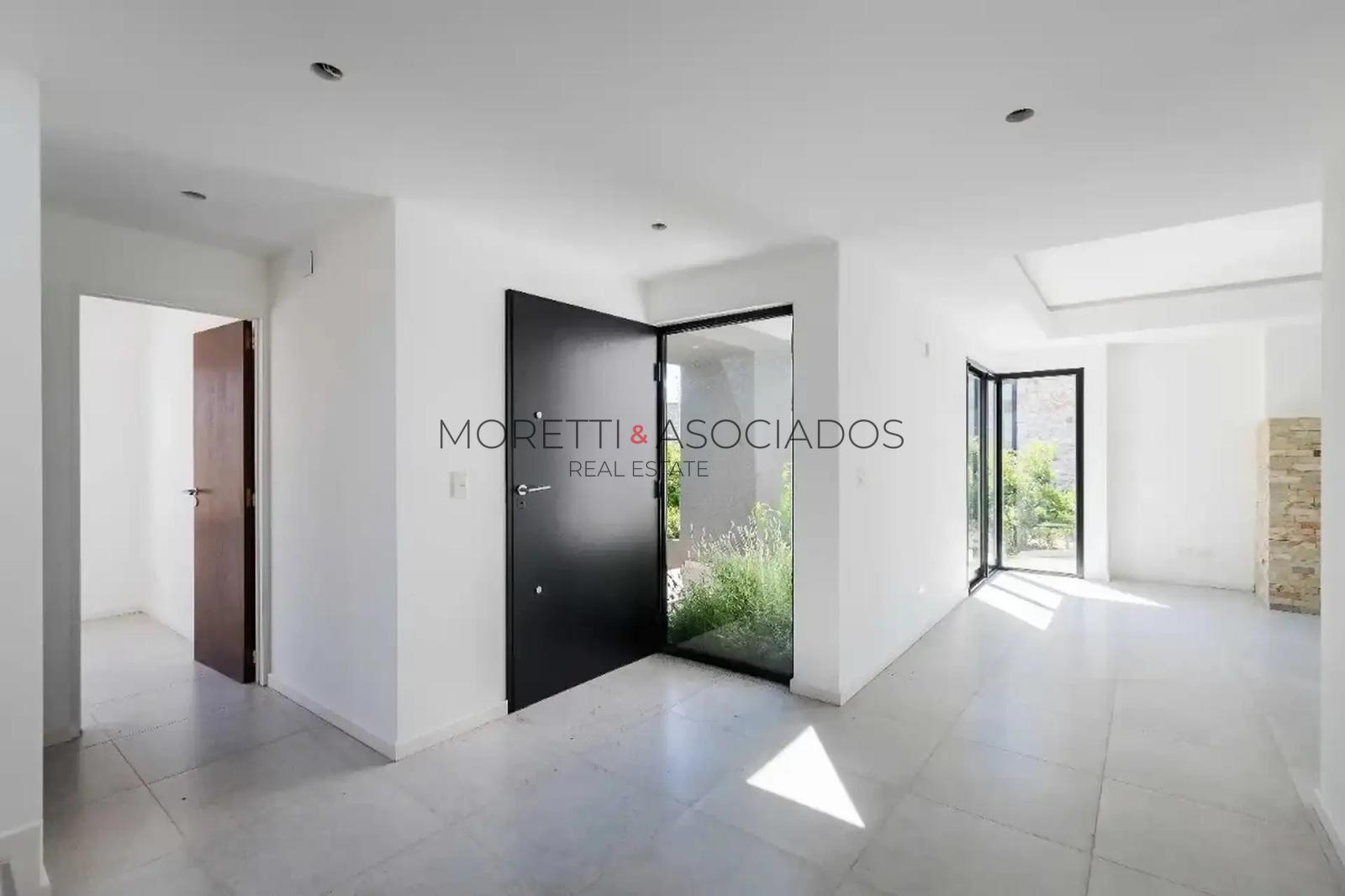 Casa Al Golf en venta- 226 m2 -En Canton Golf- excelente construccion — foto 8