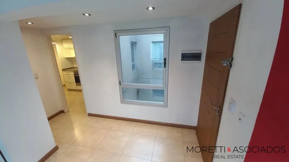 DEPARTAMENTO SEMIPISO EN ALQUILER | 2 AMB | AL FRENTE | ÚNICO — foto 5
