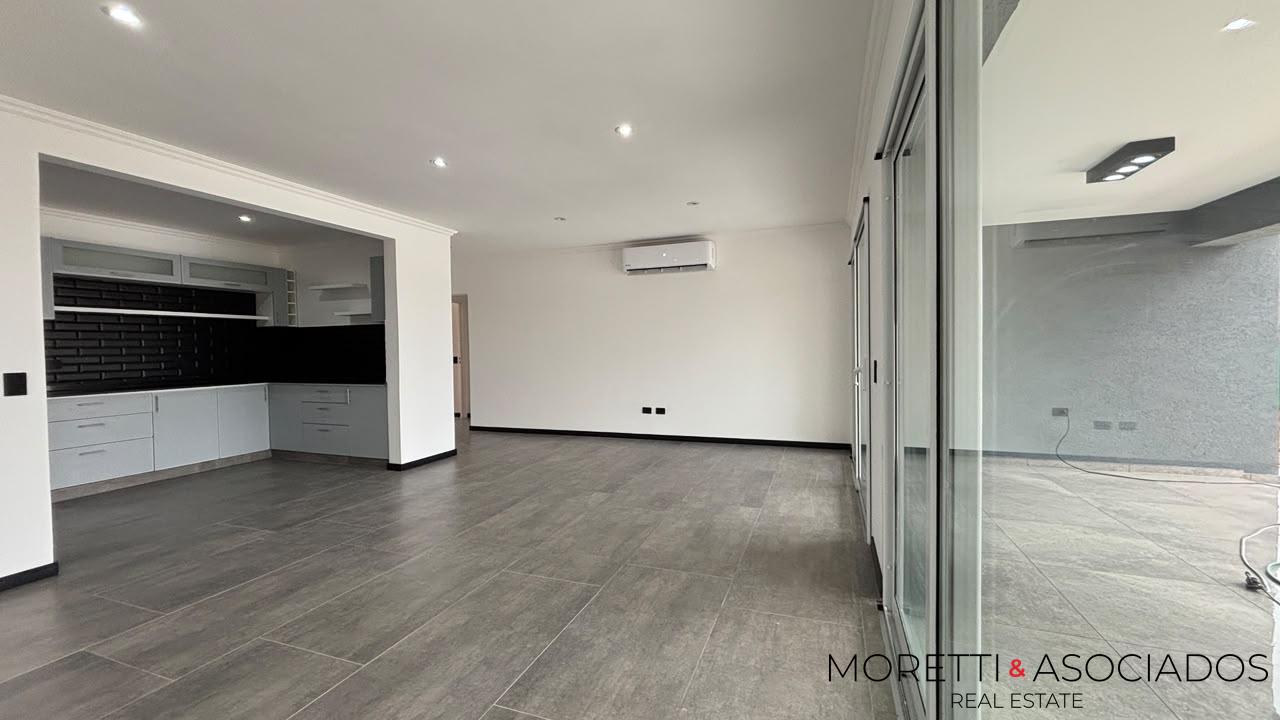 VENTA BARRIO SAN SEBASTIAN | CASA 4 AMBIENTES | A LA LAGUNA | PARRILLA - PILETA - MUELLE — foto 14