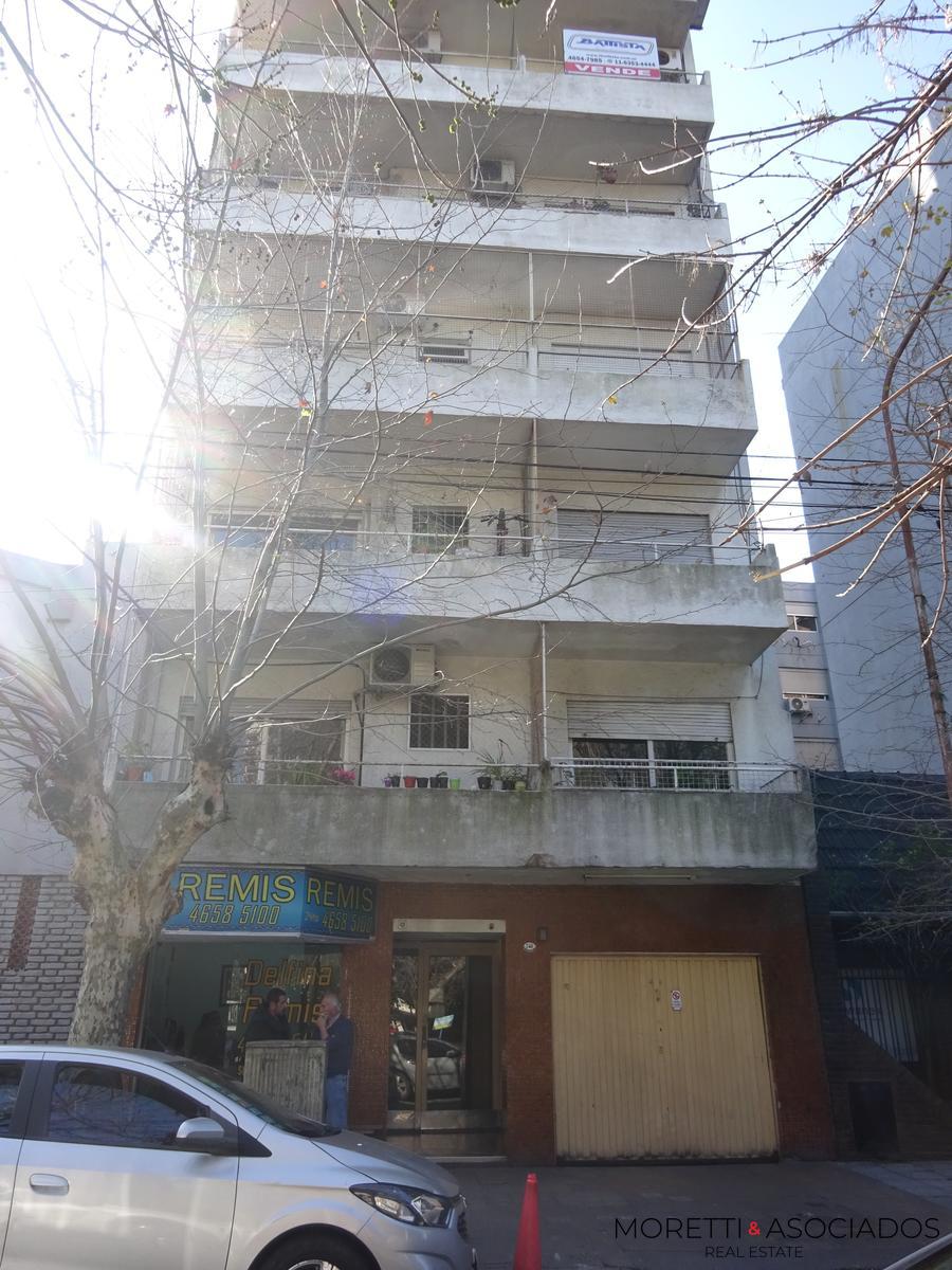 DEPARTAMENTO EN VENTA | 2 AMBIENTES | COCHERA | FRENTE A LA PLAZA | RAMOS MEJIA