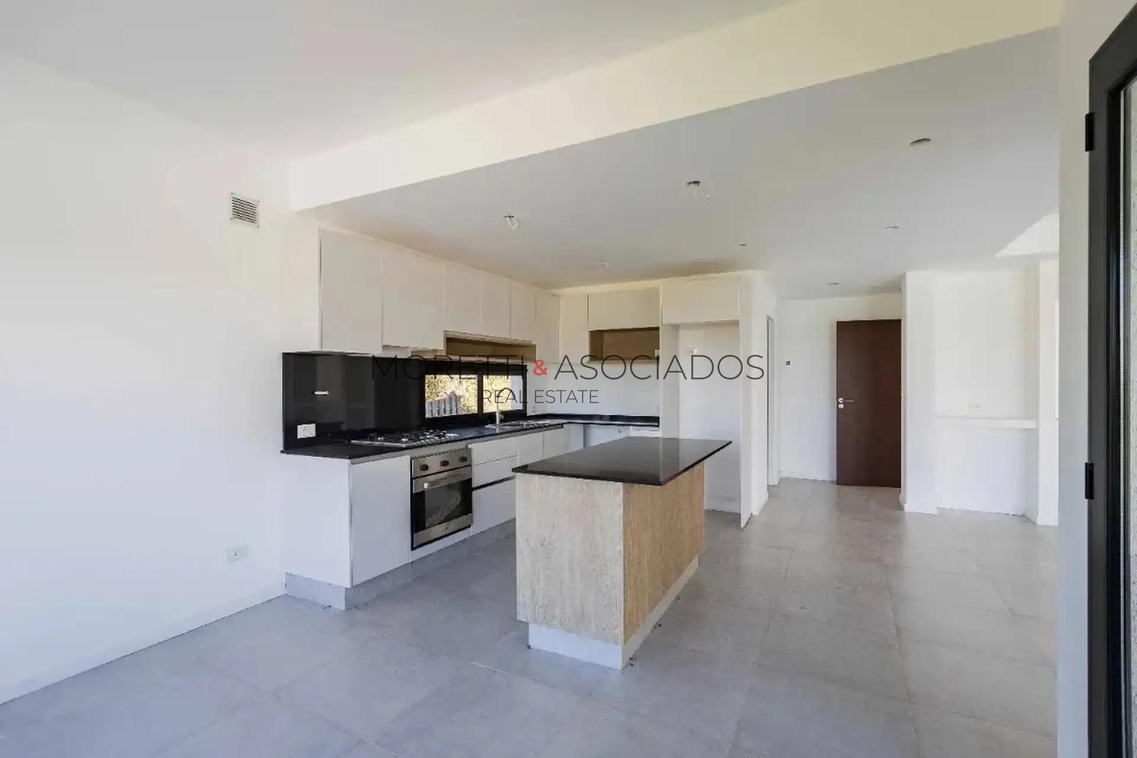 Casa Al Golf en venta- 226 m2 -En Canton Golf- excelente construccion — foto 7