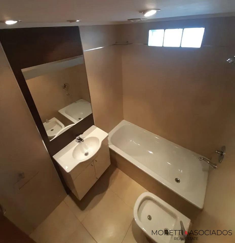 DEPARTAMENTO SEMIPISO EN ALQUILER | 2 AMB | AL FRENTE | ÚNICO — foto 8