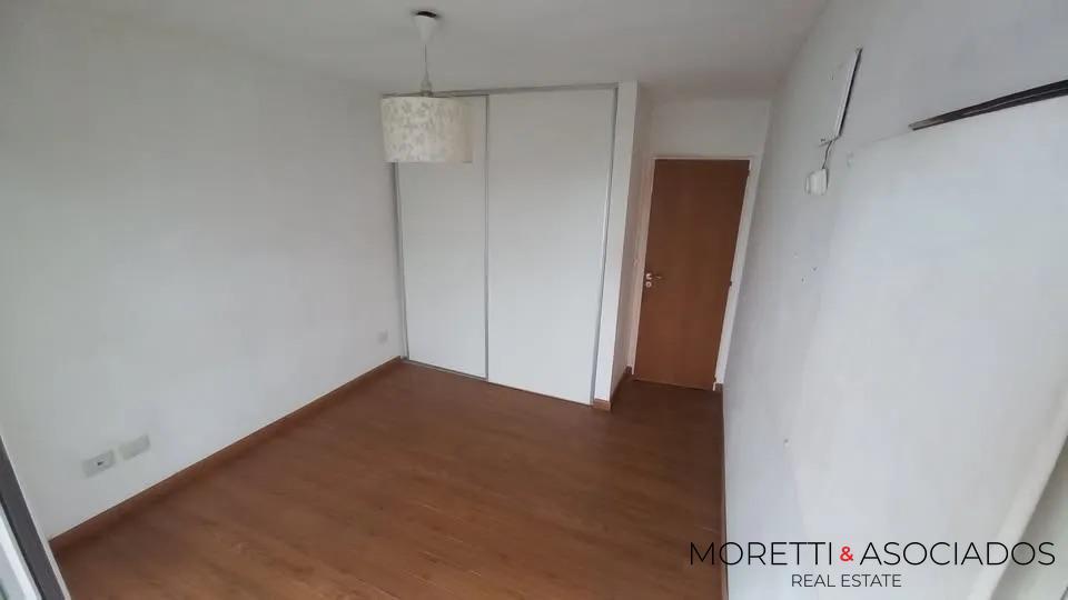 DEPARTAMENTO SEMIPISO EN ALQUILER | 2 AMB | AL FRENTE | ÚNICO — foto 9
