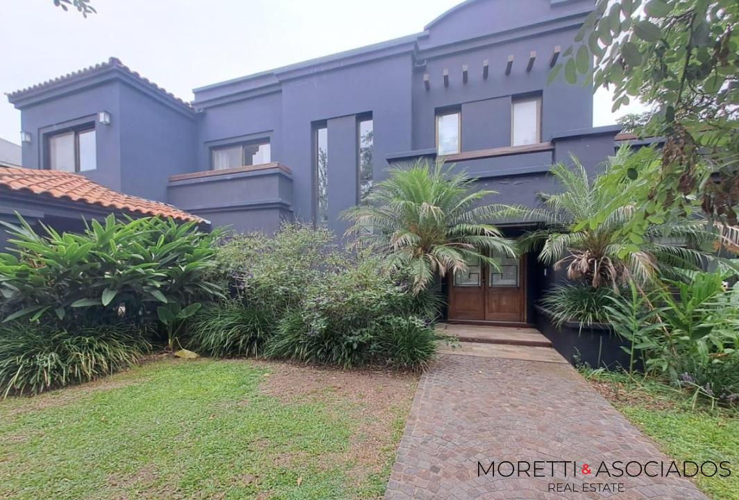 Venta de fabulosa casa en La Alameda Nordelta