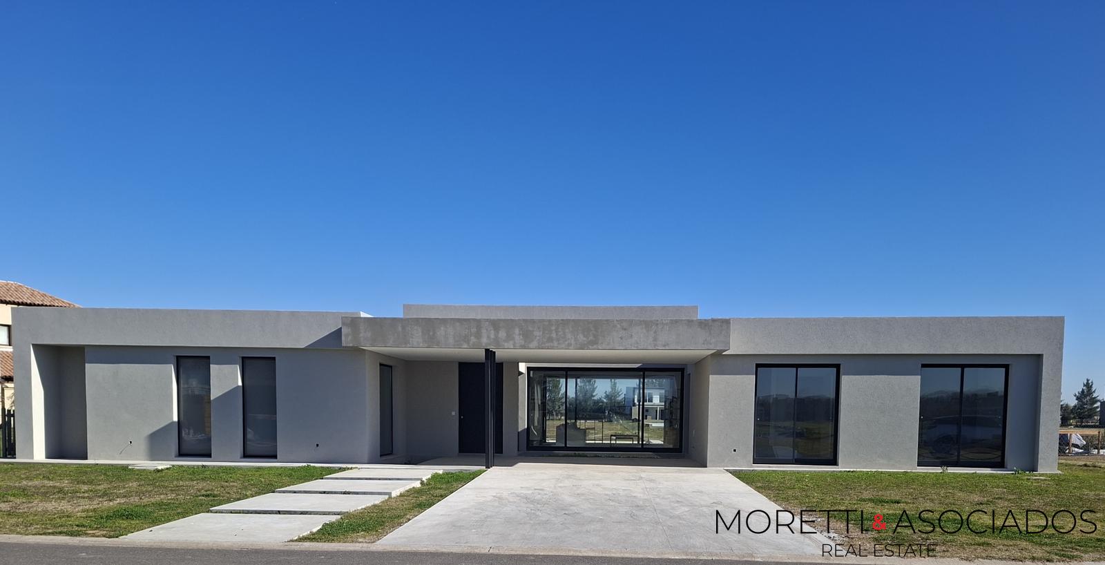 Casa a estrenar al Rio con amarra propia excelentes terminaciones — foto 2