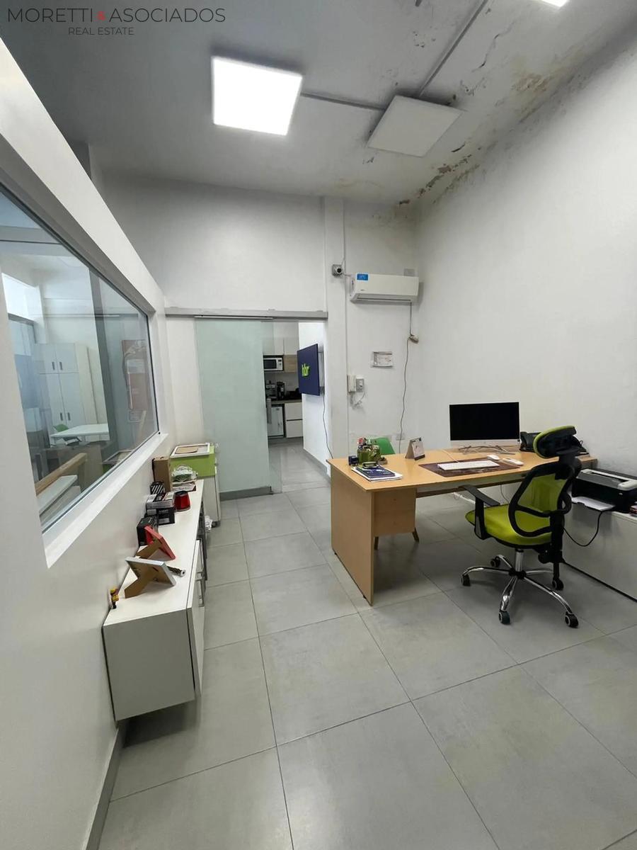 Local oficina en venta de 120mts en Haedo - 26