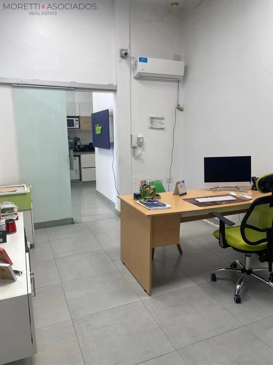 Local oficina en venta de 120mts en Haedo - 10