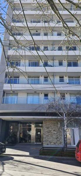 Departamento 1 Dormitorio con Balcón | Edificio de Categoría | San Juan 676”