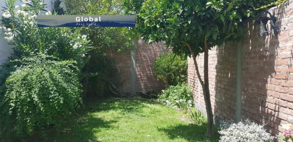 Casa Tipo Triplex Calle Fotherigham Al 600, Neuquén Capital Patagonia Argentina — foto 6